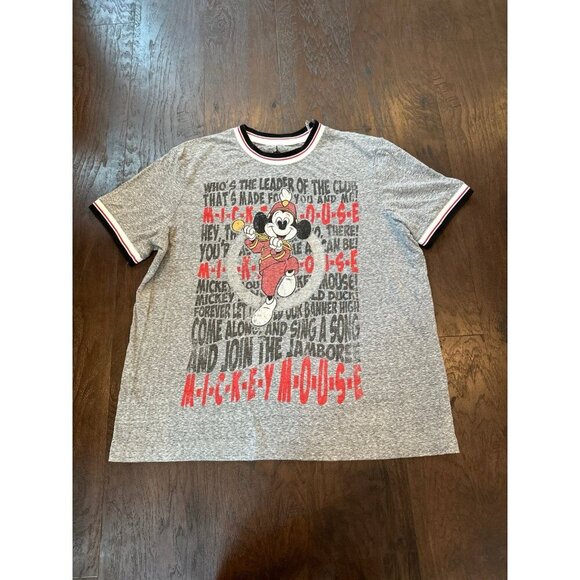 Disney Parks Mickey Mouse Club T-shirt Mens Size XL Short Sleeve Graphic GB7 - Picture 1 of 3